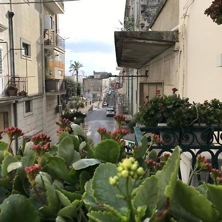 B&B Casa Elisabetta Ginosa Bagian luar foto