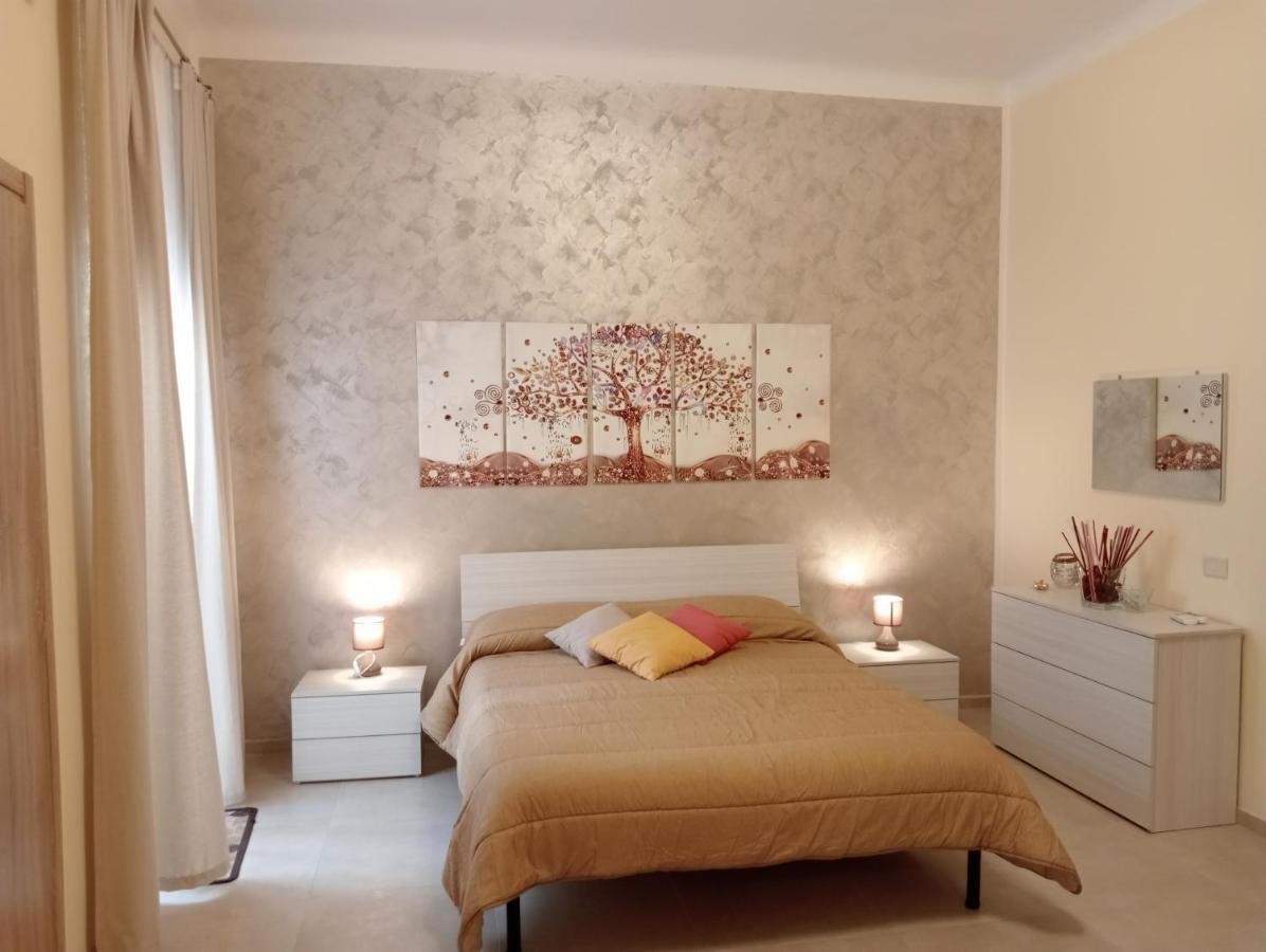 B&B Casa Elisabetta Ginosa Bagian luar foto